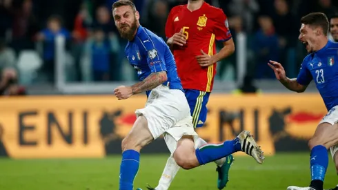 De Rossi saves outclassed Italy against Spain