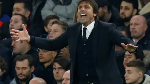 Conte urges leaders Chelsea to stay 'humble'