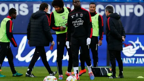 Nice seek response as rivals step up chase