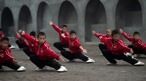 Shaolin kungfu seeks to strike a blow for Chinese soccer