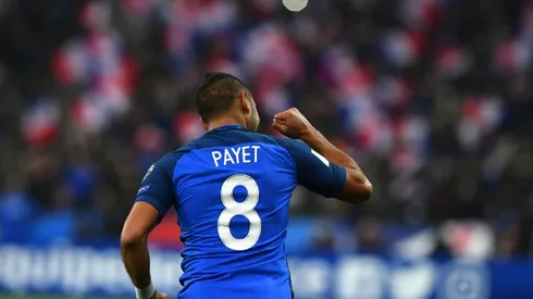 Payet gets winner as France mark anniversary of attacks