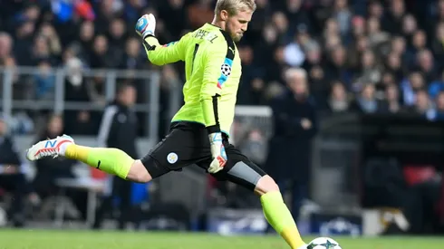 Schmeichel saves Leicester blushes in Copenhagen