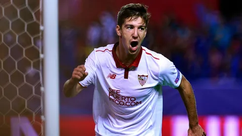 Zagreb rout takes Sevilla to brink of last 16