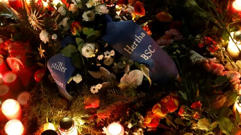 Hertha pay tribute to Christmas market victims