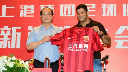 Fortunes to be made, lost in China's football 'Wild West'