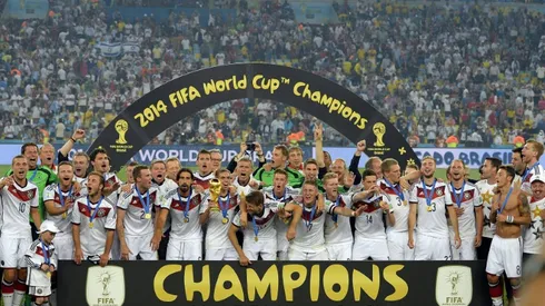 Infantino backs 48-team World Cup with 16 groups