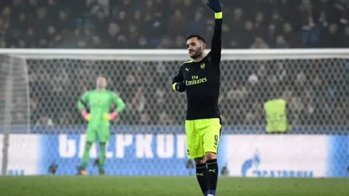 Perez hat-trick propels Gunners to first place