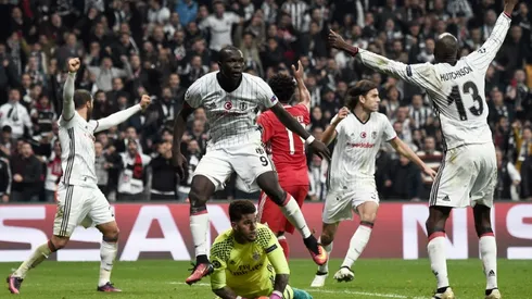 Napoli, Benfica, Besiktas vie for last 16 Champions League slots