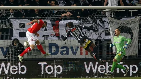 Belgian match abandoned as firecrackers, lighters thrown