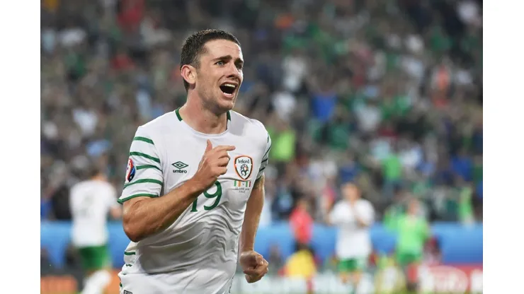 Burnley break club record to sign Brady