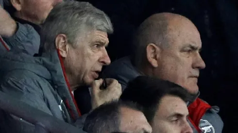 Critics 'want me in jail', jokes Wenger