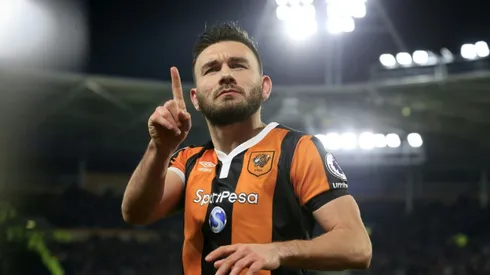West Ham seal Snodgrass swoop