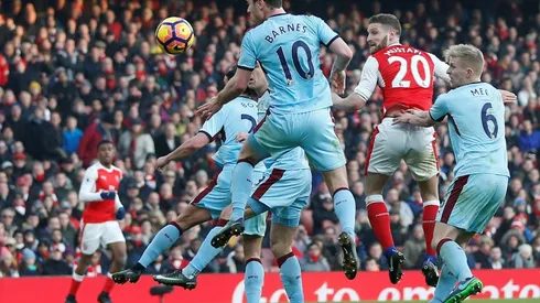 Gritty Arsenal impress Wenger