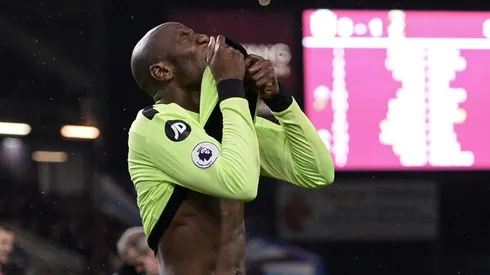 Afobe rescues draw for battling Bournemouth