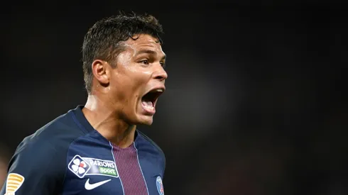 Thiago Silva nods holders PSG into last four