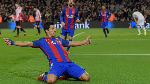 Suarez nets 100th Barcelona goal