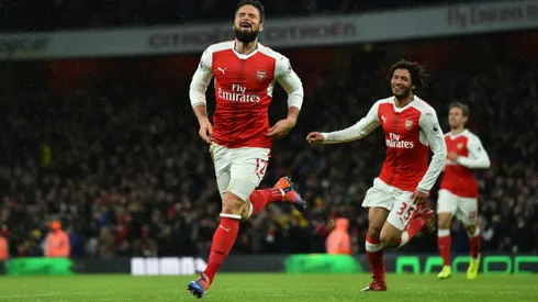 Giroud strikes it lucky with best goal of his life