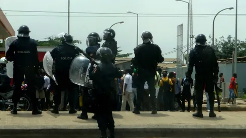 Angola football stampede 'sparked by flawed security', probe says