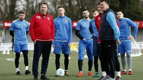 Sutton ready to add to Wenger's woes