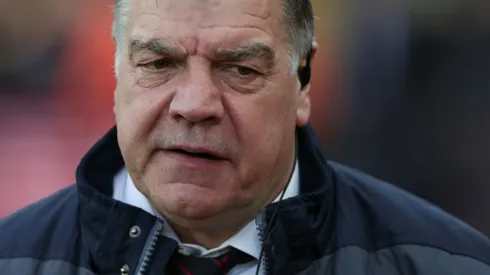 Allen strike freezes out Palace at Stoke