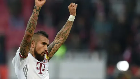 Last-gasp Robben, Vidal put Bayern seven clear