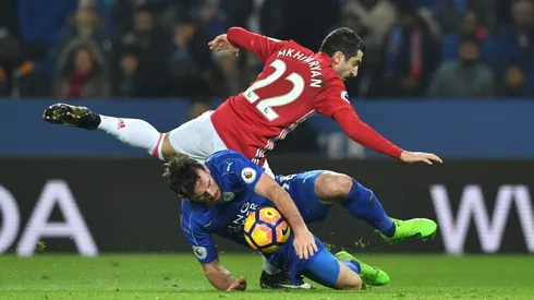 Mkhitaryan stars as United pile on misery for Leicester