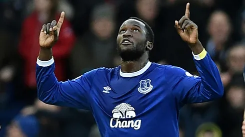 Quick-fire Lukaku scores four as Everton run riot