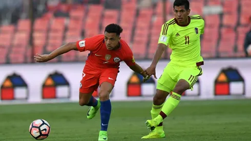Sanchez stars as Chile down Venezuela in 2018 World Cup qualifier
