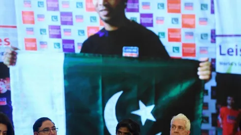 Ronaldinho, James to play exhibition games in Pakistan