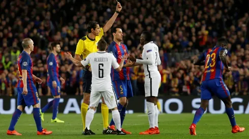 PSG condemn Barca collapse ref in letter to UEFA