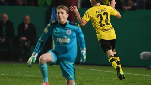 Dortmund set up German Cup semi against Bayern