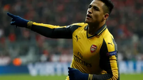 Arsenal's Sanchez dropped after training bust-up: reports
