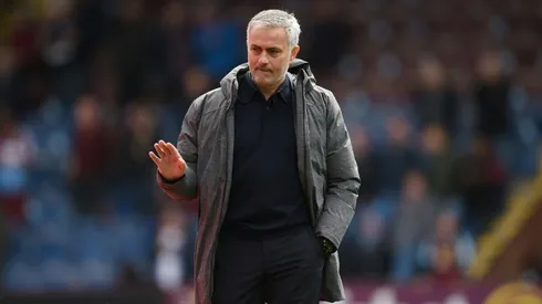 Mourinho reassures injured duo Smalling, Jones