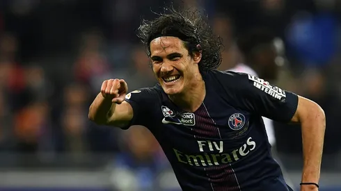 Top scorer Cavani extends Paris Saint-Germain 'love story' to 2020