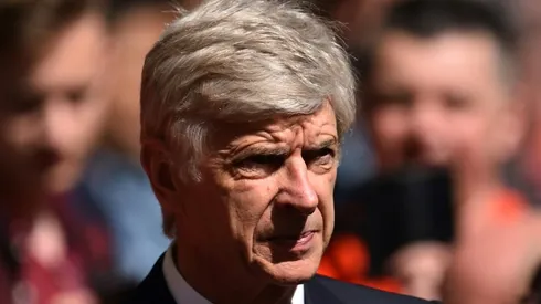 Wenger plans ahead but won't reveal future