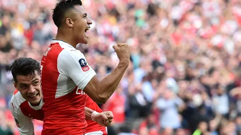 Sanchez caps Arsenal fightback, sets Chelsea final date