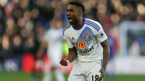 Leicester won't 'man mark' Defoe