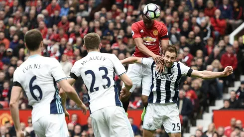 Man Utd's top-four hopes hit by stalemate