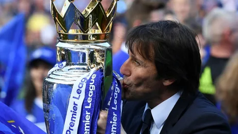 Conte sets Chelsea's sights on league-cup double
