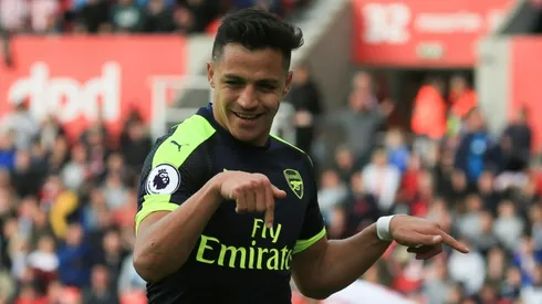 Arsenal close in, Mahrez slip spares Manchester City