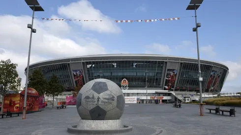 Ghost of football past stalks abandoned Ukraine arena