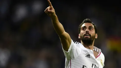Demotivated Spanish football defender Arbeloa quits