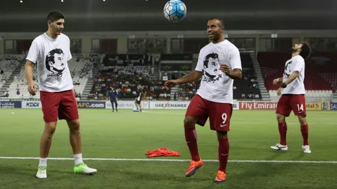 Qatar risks FIFA action in Emir T-shirt protest