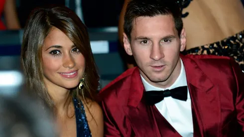 Messi to wed childhood sweetheart in Rosario
