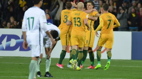 Rogic stunner reignites Australia's World Cup bid