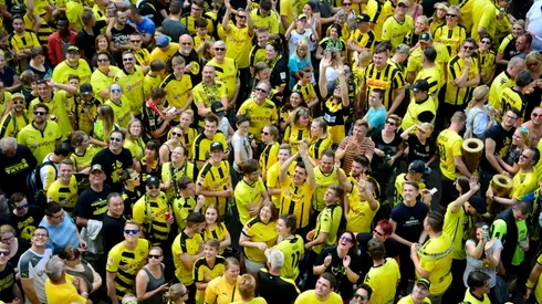 Dortmund hit bump in bid for quick Tuchel replacement