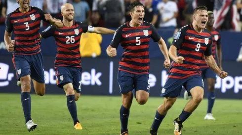 USA beat Jamaica 2-1 to win sixth CONCACAF Gold Cup