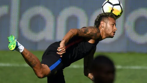 Neymar PSG switch doubts grow in Barcelona