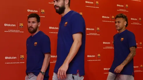 'Intuition' tells Pique Neymar will stay with Barcelona