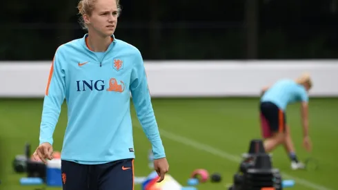 Home support fuels Dutch young gun Vivianne Miedema